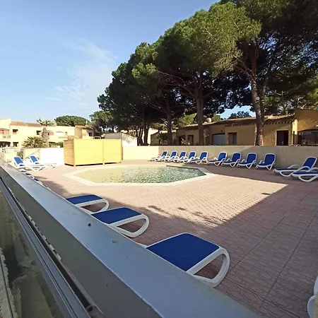 Le Cap D'agde 2 Pieces Climatise Odalys St Loup En Rdc Avec Terrasse * Agde