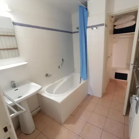 Le Cap D'agde Odalys St Loup 2 Pieces En Rdc 38 M2 Avec Terrasse